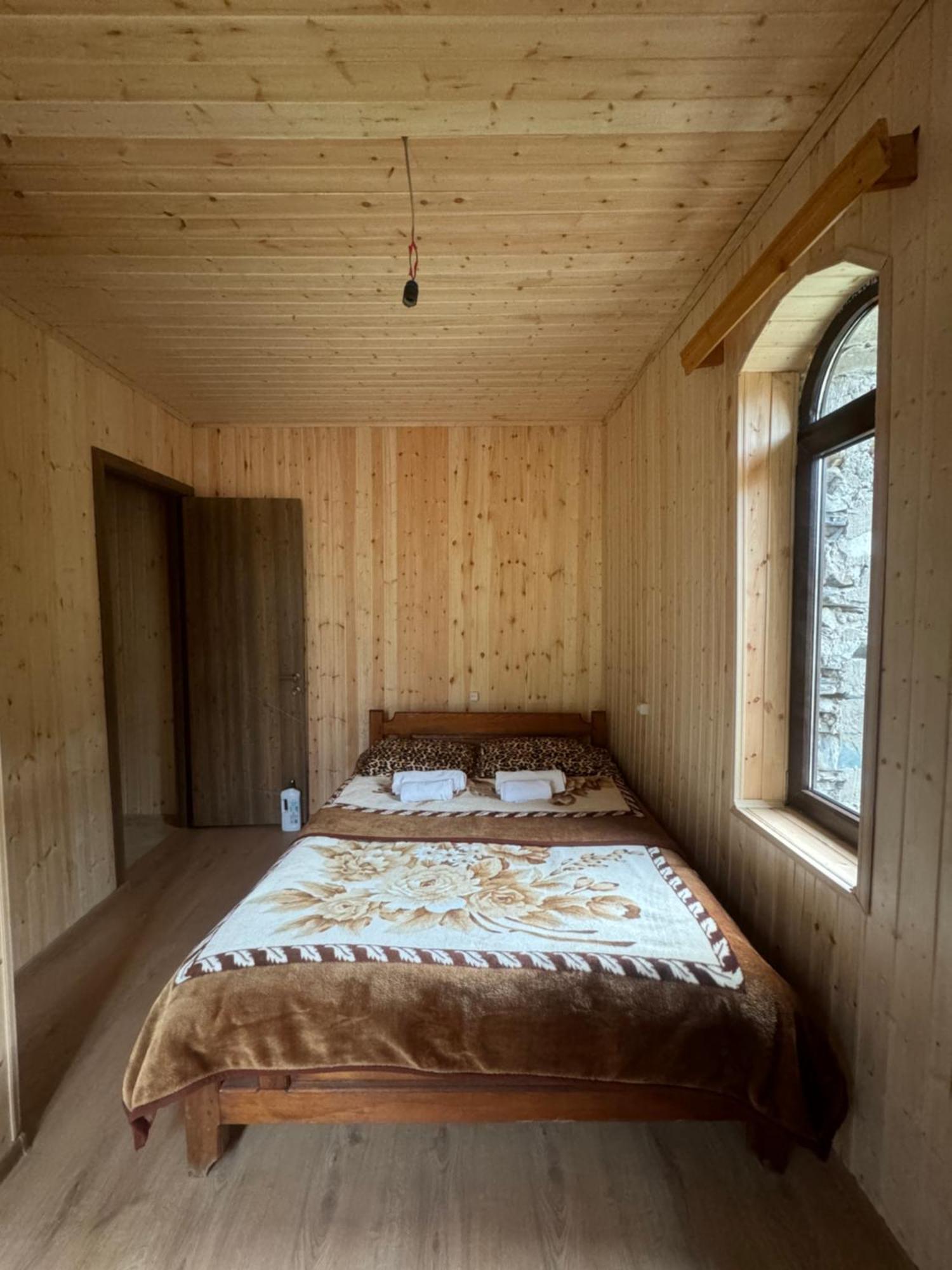 Chazhashi Guesthouse Ushguli Bagian luar foto