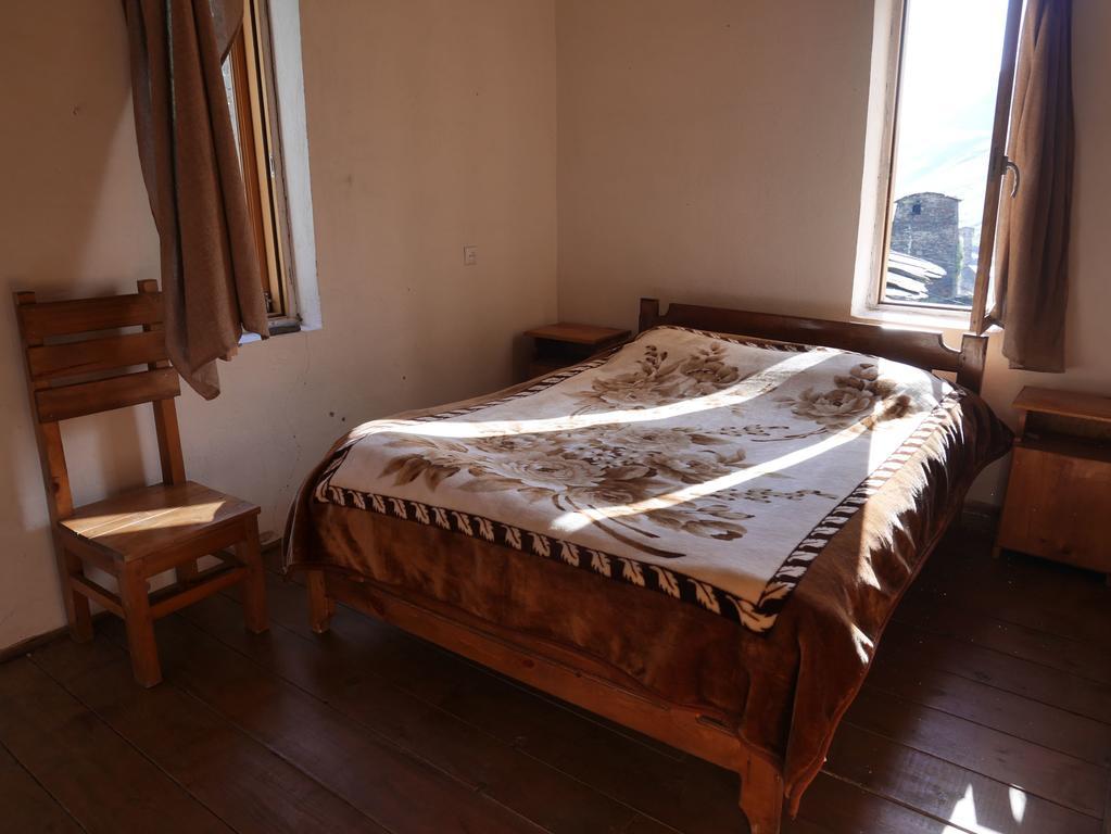 Chazhashi Guesthouse Ushguli Bagian luar foto