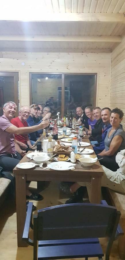 Chazhashi Guesthouse Ushguli Bagian luar foto